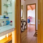 Mos Villa
