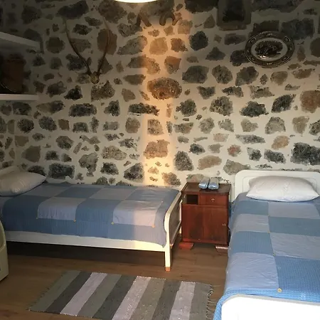 Villa Mos