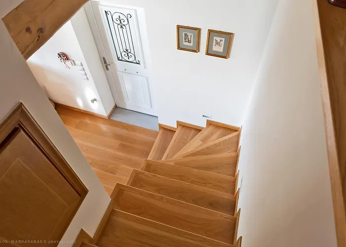 Mos * Каламата